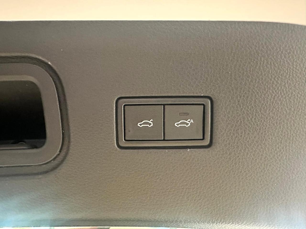 Evo 7 1.5 Turbo 7 posti Bi-Fuel GPL