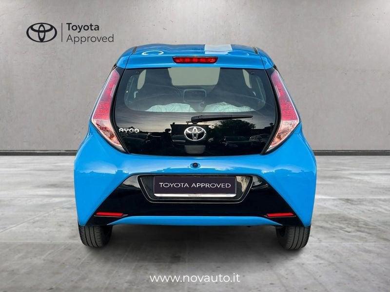 Toyota Aygo Aygo 5p 1.0 x-play my15