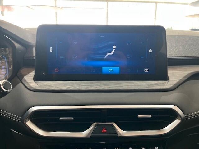 EMC SEI 1.5T MT 113CV *NUOVO*