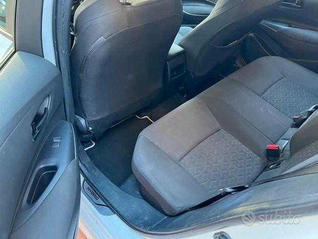 Toyota Corolla Touring Sports 1.8 Hybrid Business