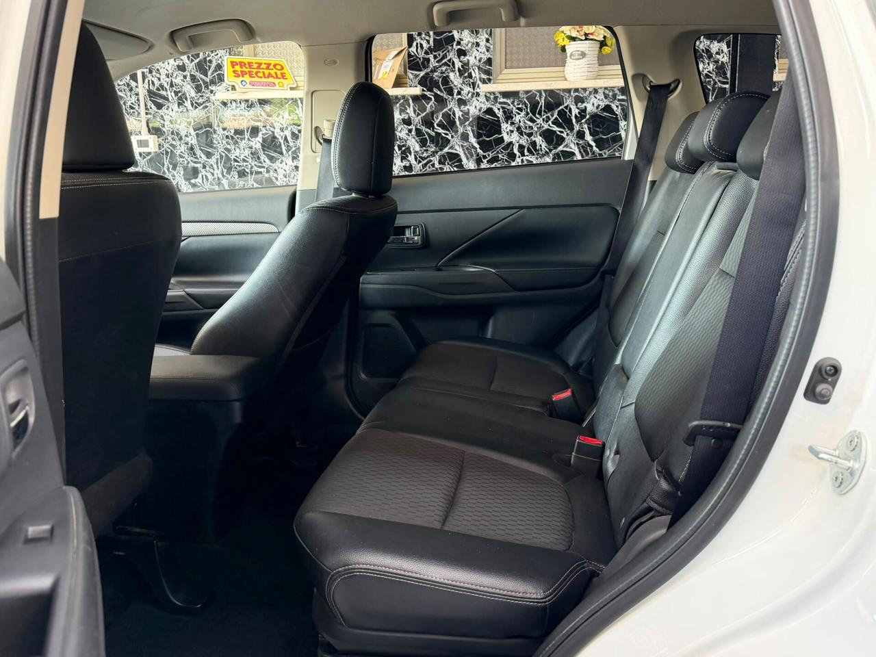 Mitsubishi Outlander 2.2 DI-D 4WD Instyle 7p.
