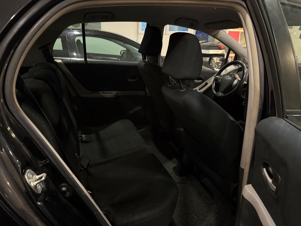 Toyota Yaris 1.3 benzina NEOPATENTATI