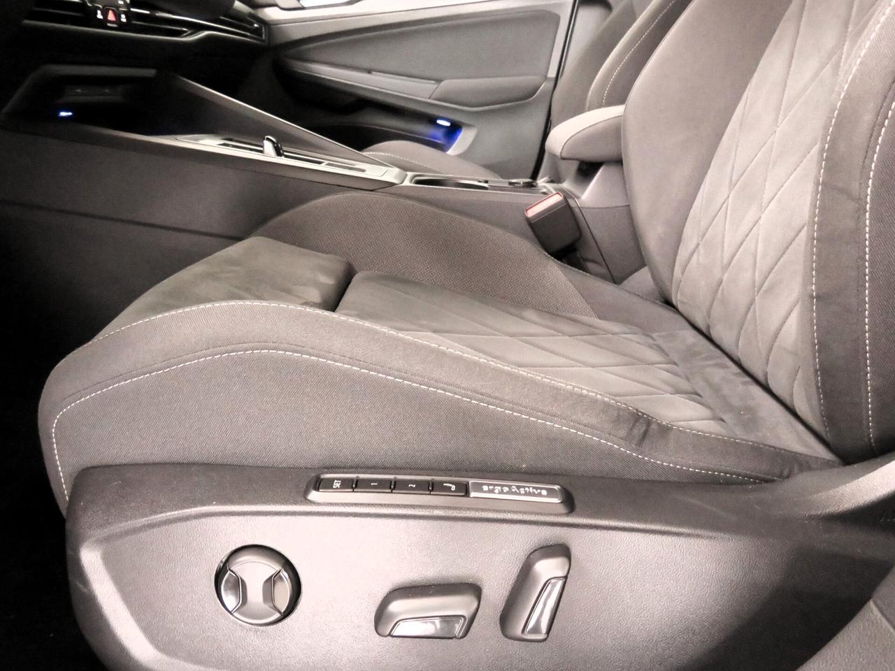 Volkswagen Golf 1.4 tsi ehybrid plugin 204cv totali - dsg
