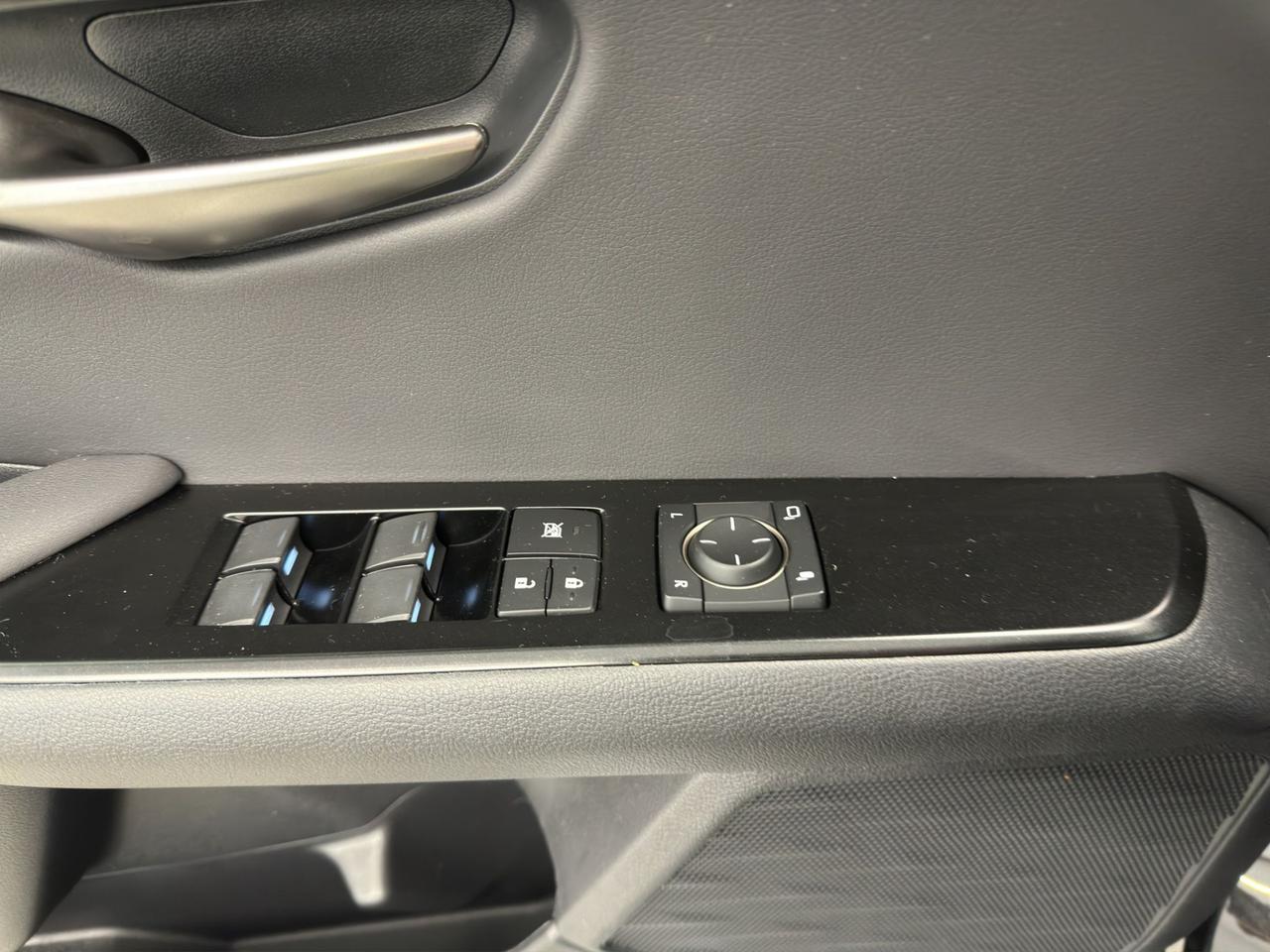 Lexus UX 250h 2.0 Urban 2wd cvt