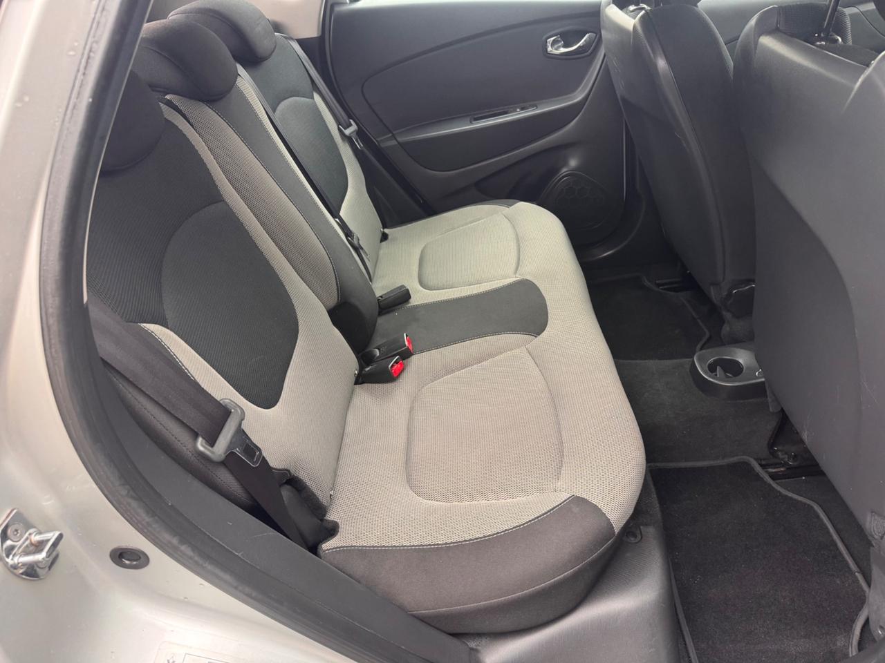 Renault Captur dCi 90 CV neopaten garanzia 12 mesi