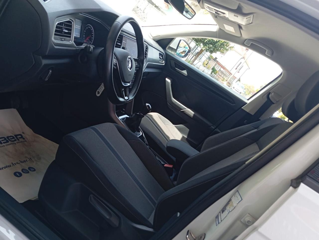 Volkswagen T-Roc 1.6 TDI SCR Business BlueMotion Technology