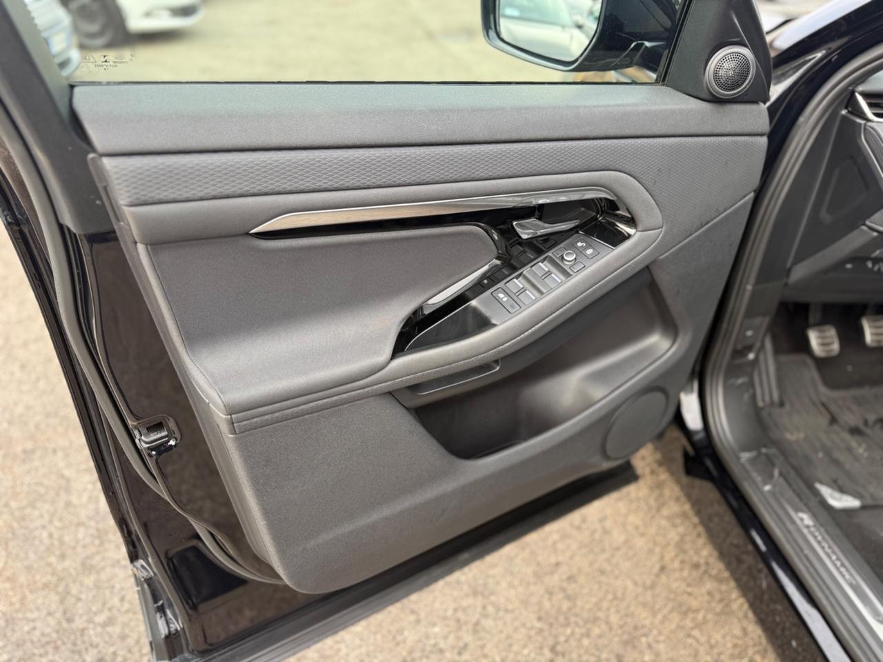 Land Rover Range Evoque 2.0D I4-L.Flw 150 CV R-Dynamic S