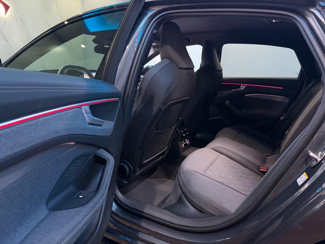 Audi A6 TDI 150 kW S tronic quattro line edition