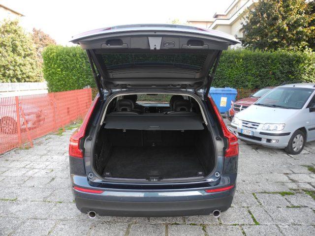 VOLVO XC60 2.0 D AWD Geartronic Business Plus Hybrid autom.