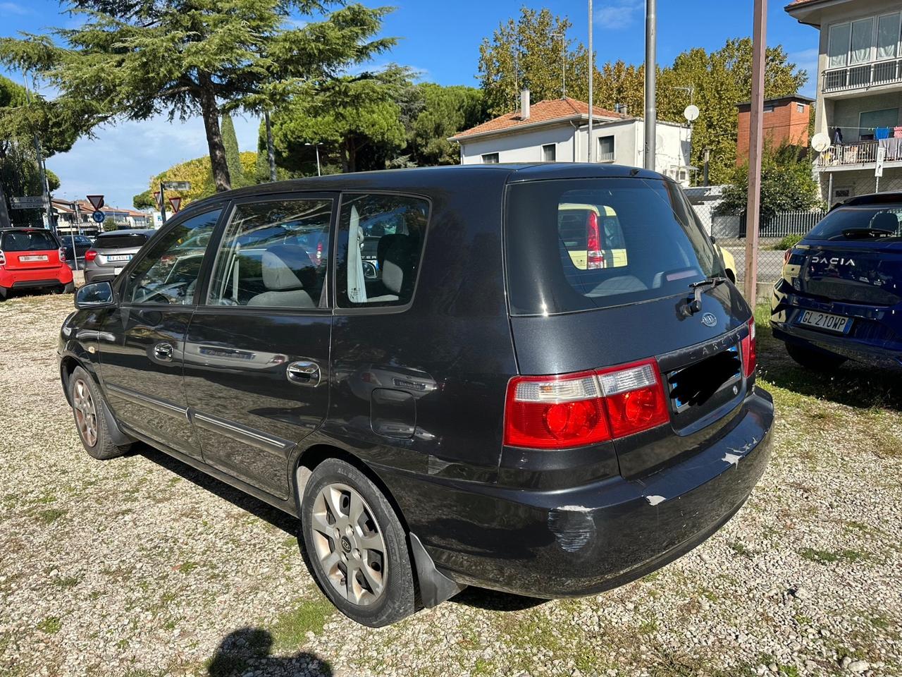 Kia Carens 1.6 16V Family GPL