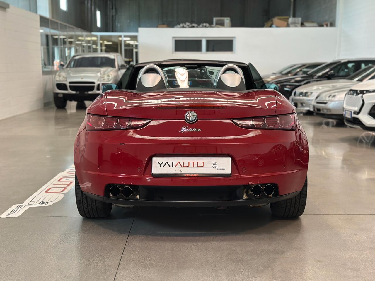 Alfa Romeo Spider 2.2 JTS