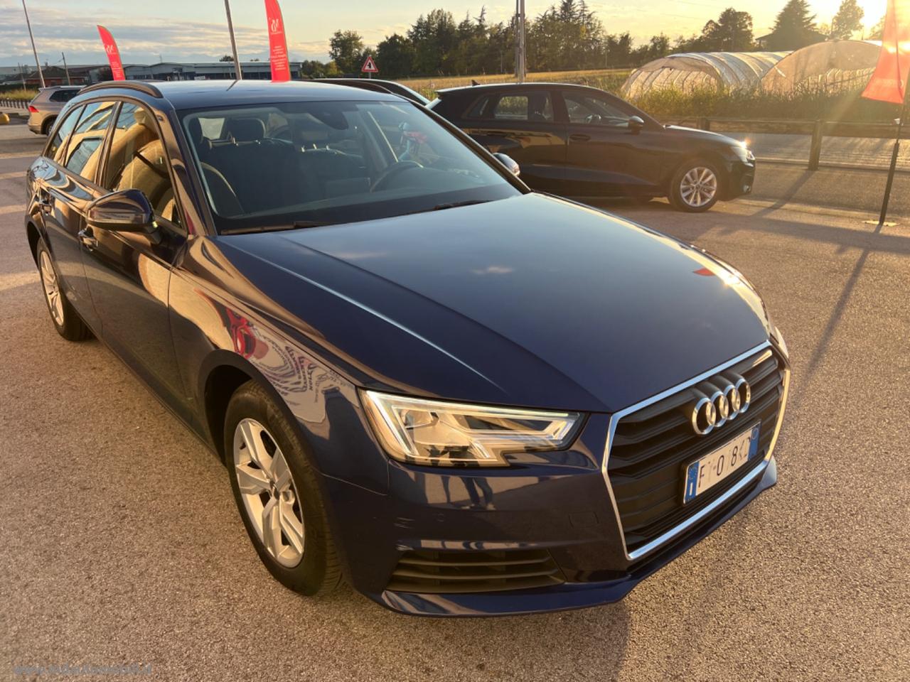 AUDI A4 Avant 30 TDI S tronic Business SOLO KM.130000 TAGLIANDI AUDI