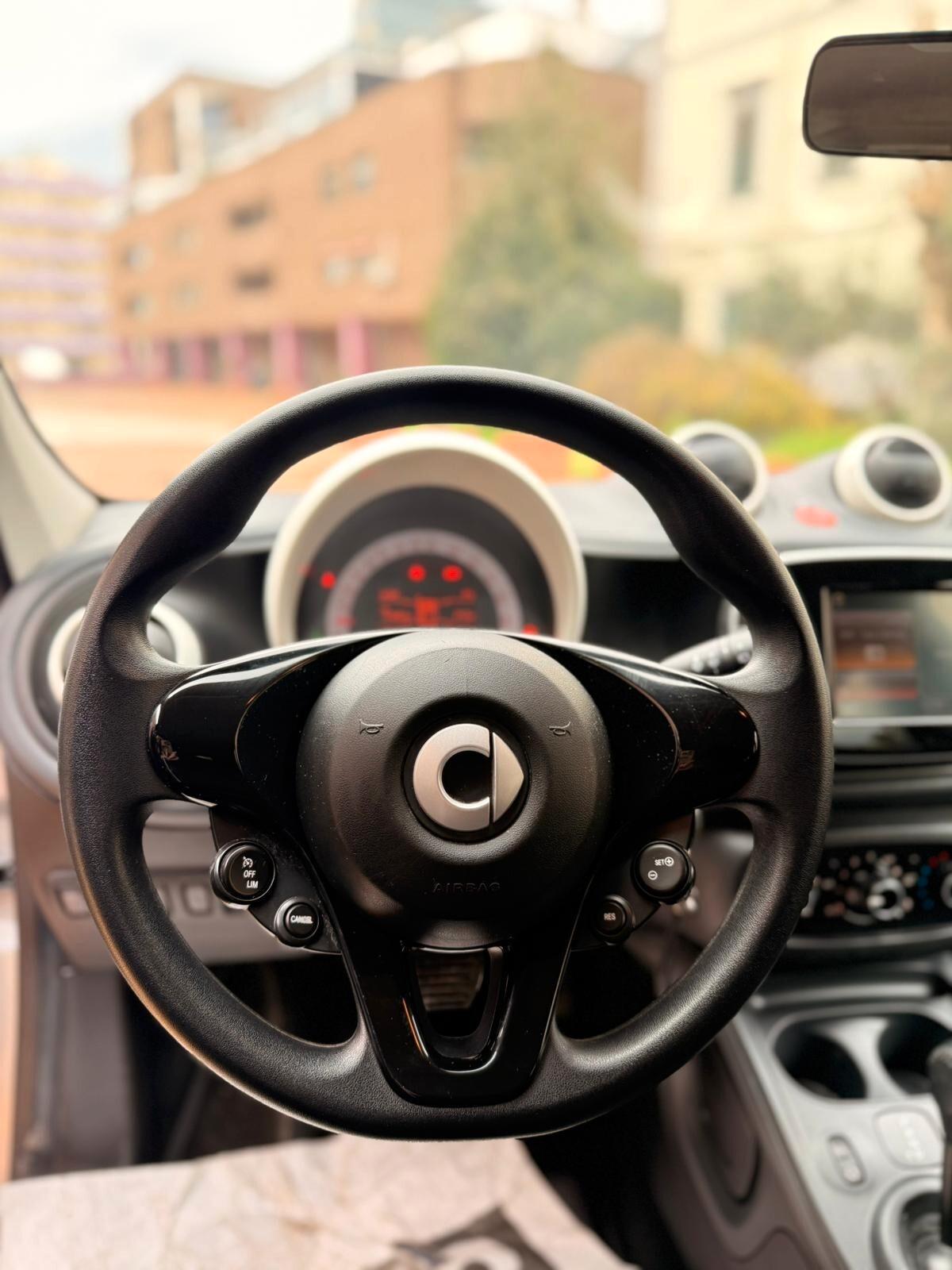 Smart ForFour 70 1.0 Passion