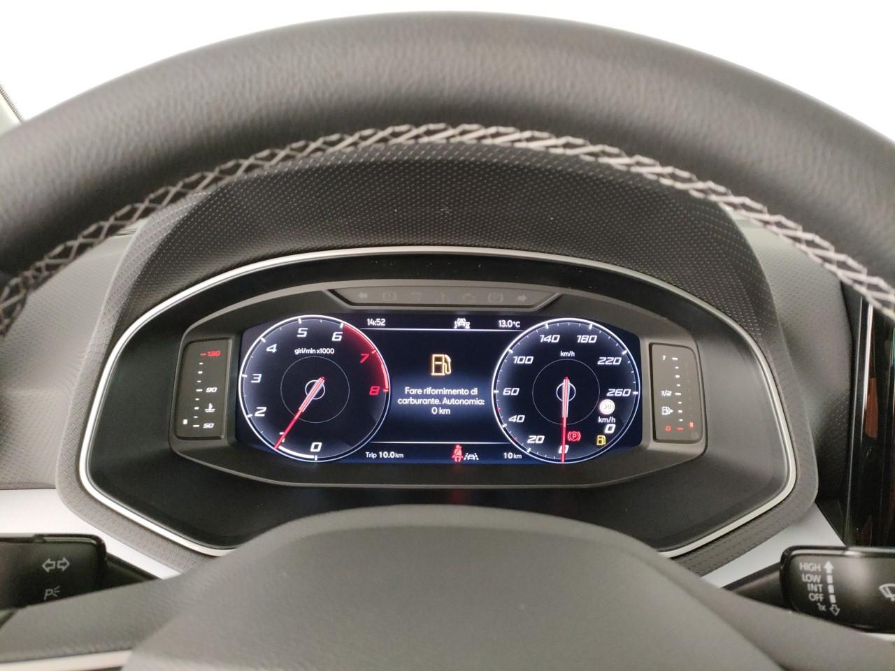 SEAT Arona 2022 - Arona 1.0 ecotsi Black Edition 95cv