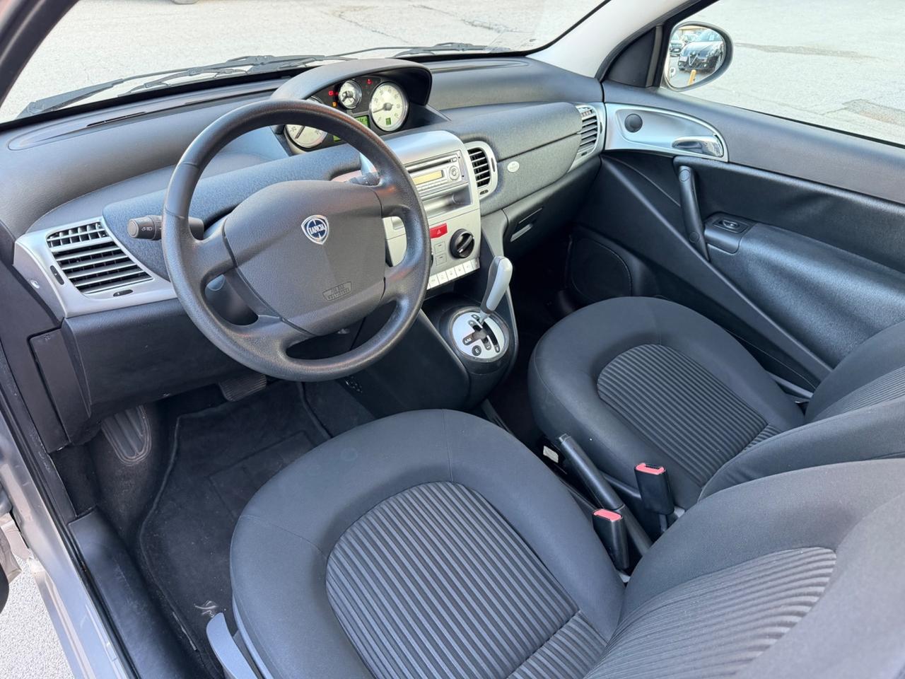 Lancia Ypsilon Cambio Automatico 1.3 mjt 75 cv 2010