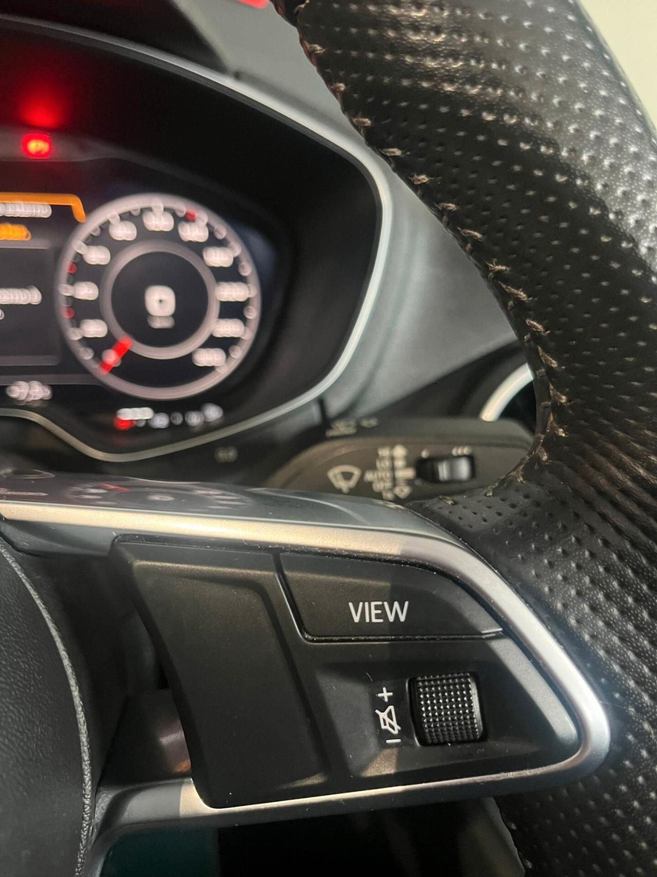 Audi TT Roadster 1.8 TFSI S line Cabrio