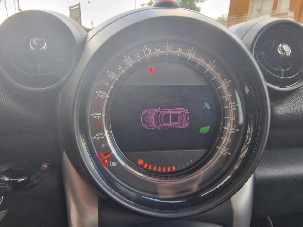 MINI COOPER COUNTRYMAN 1.6 DIESEL 112CV NAV-2016