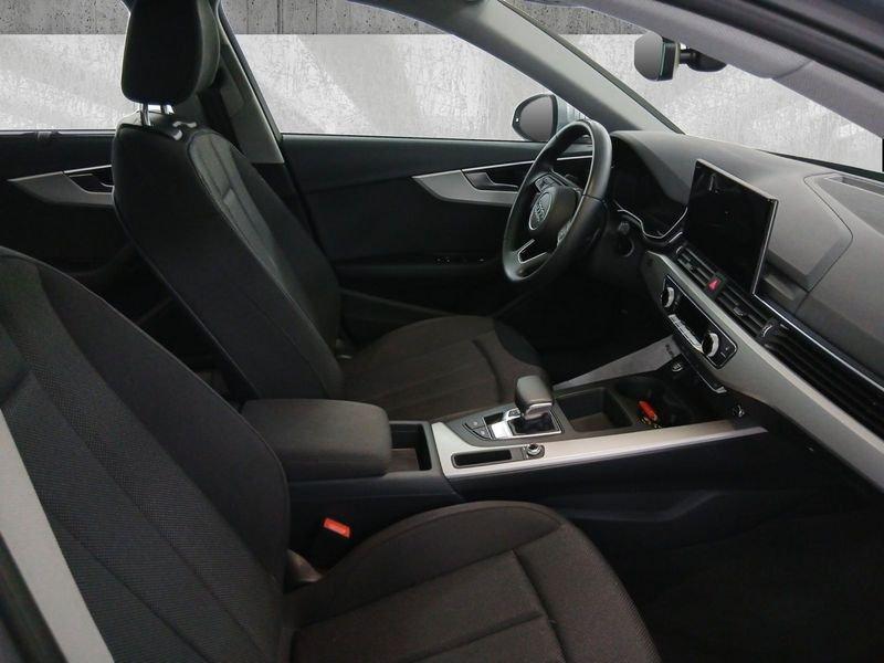 Audi A4 Avant 30 2.0 tdi mhev Business 136cv s-tronic