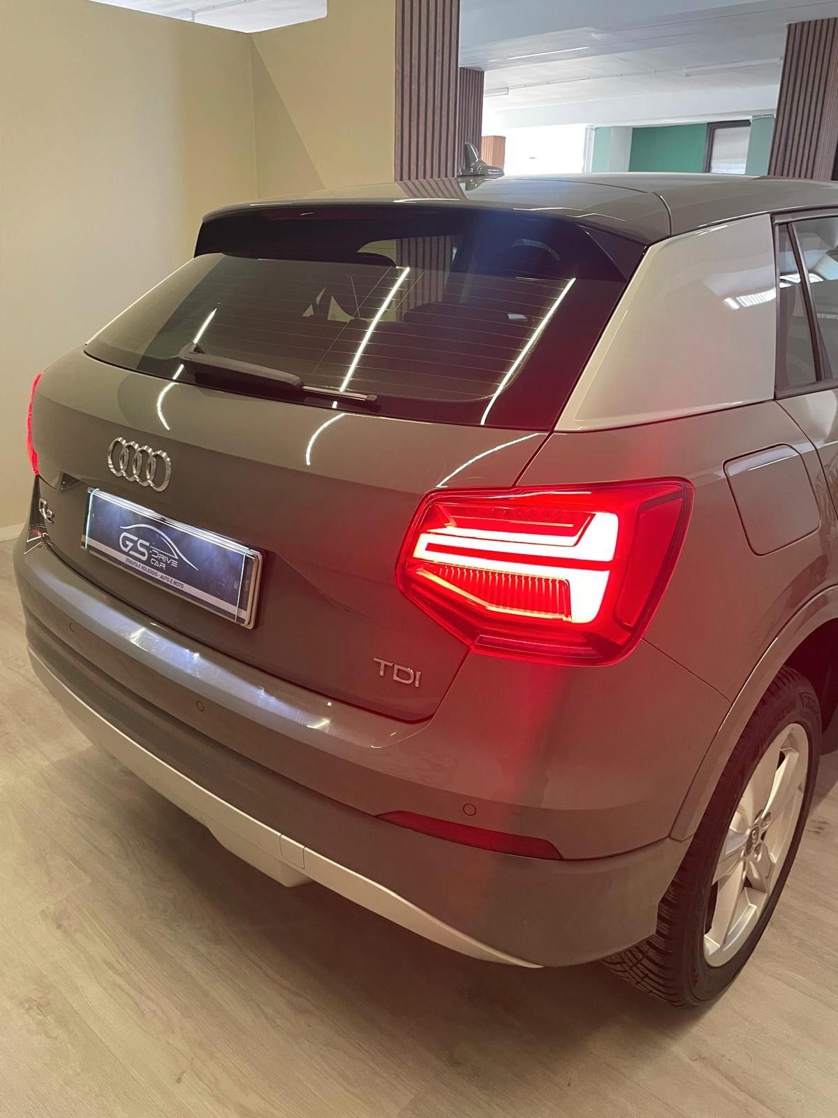 Audi Q2 1.600cc 116cv TDI S tronic line Automatico