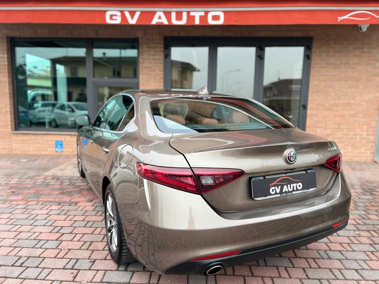 Alfa Romeo Giulia 2.2