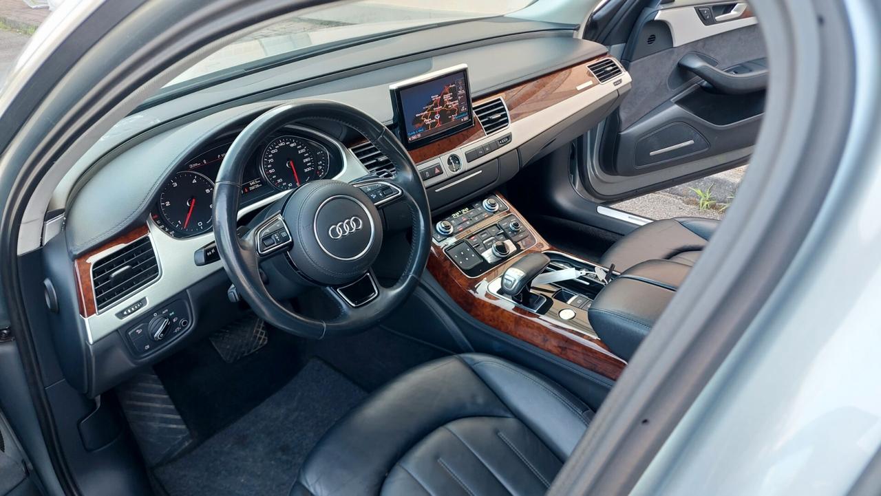 Audi A8 3.0 TDI 250 CV quattro tiptronic