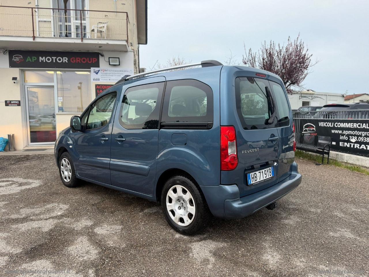 PEUGEOT Partner Tepee 1.6HDI 112CV Outdoor G.TRAINO