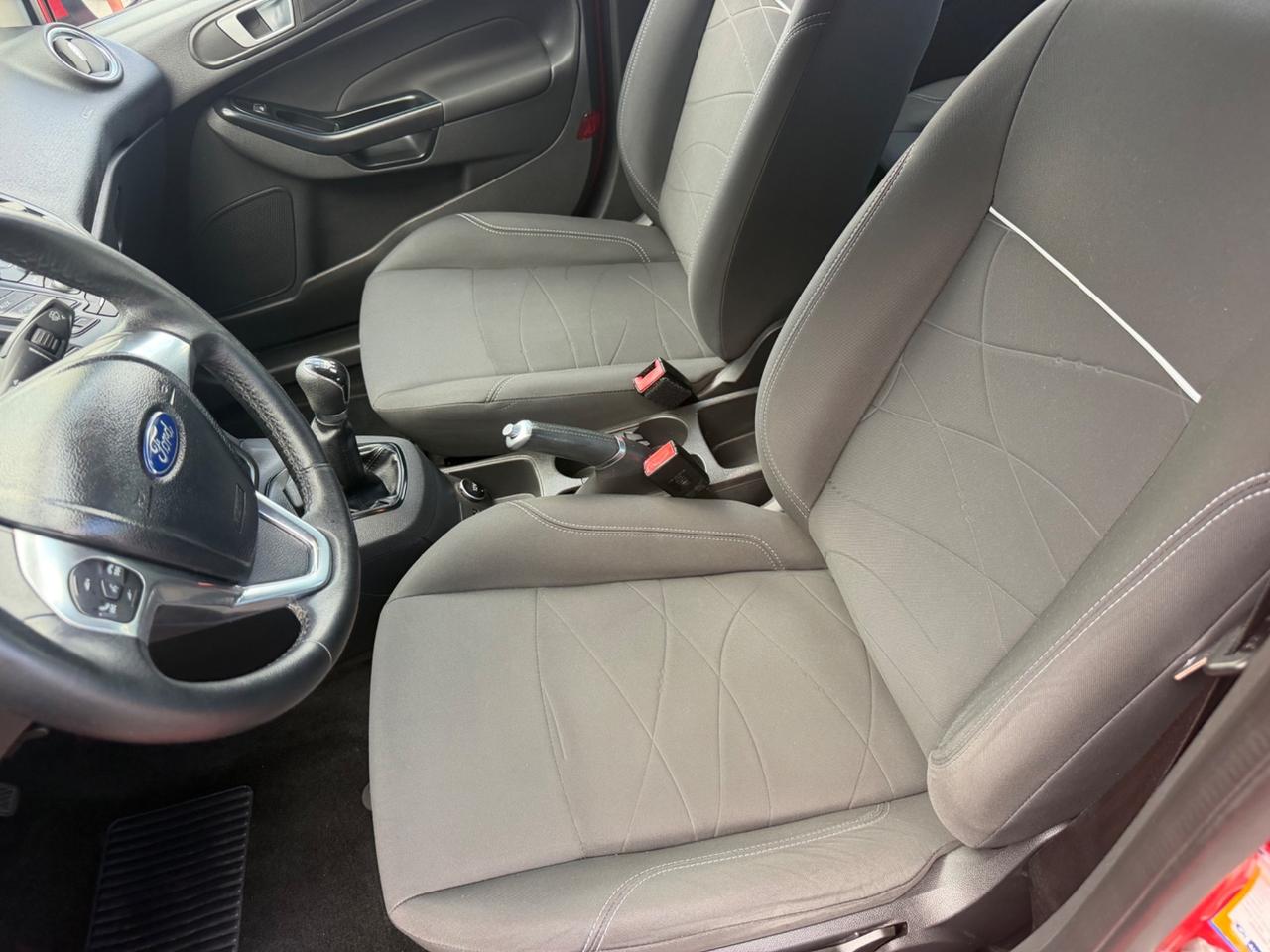 Ford Fiesta 1.2 60CV 5 porte Titanium