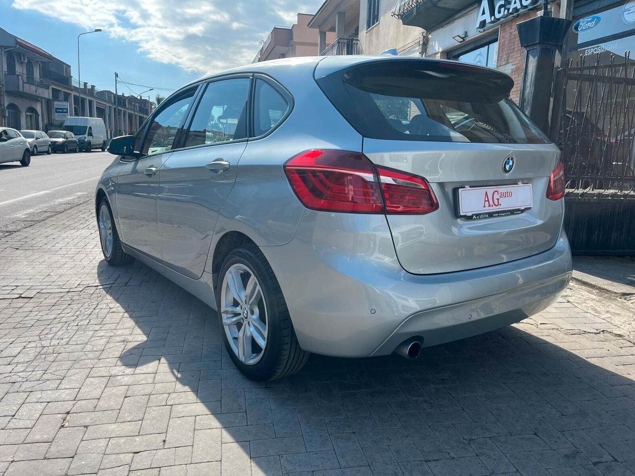 Bmw 2er Active Tourer 218d Sport