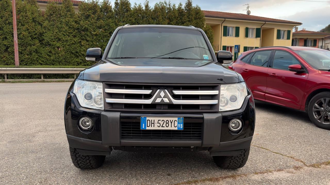 Mitsubishi Pajero 3.2 DI-D 16V 5p. Intense. UNICO PROPRIETARIO