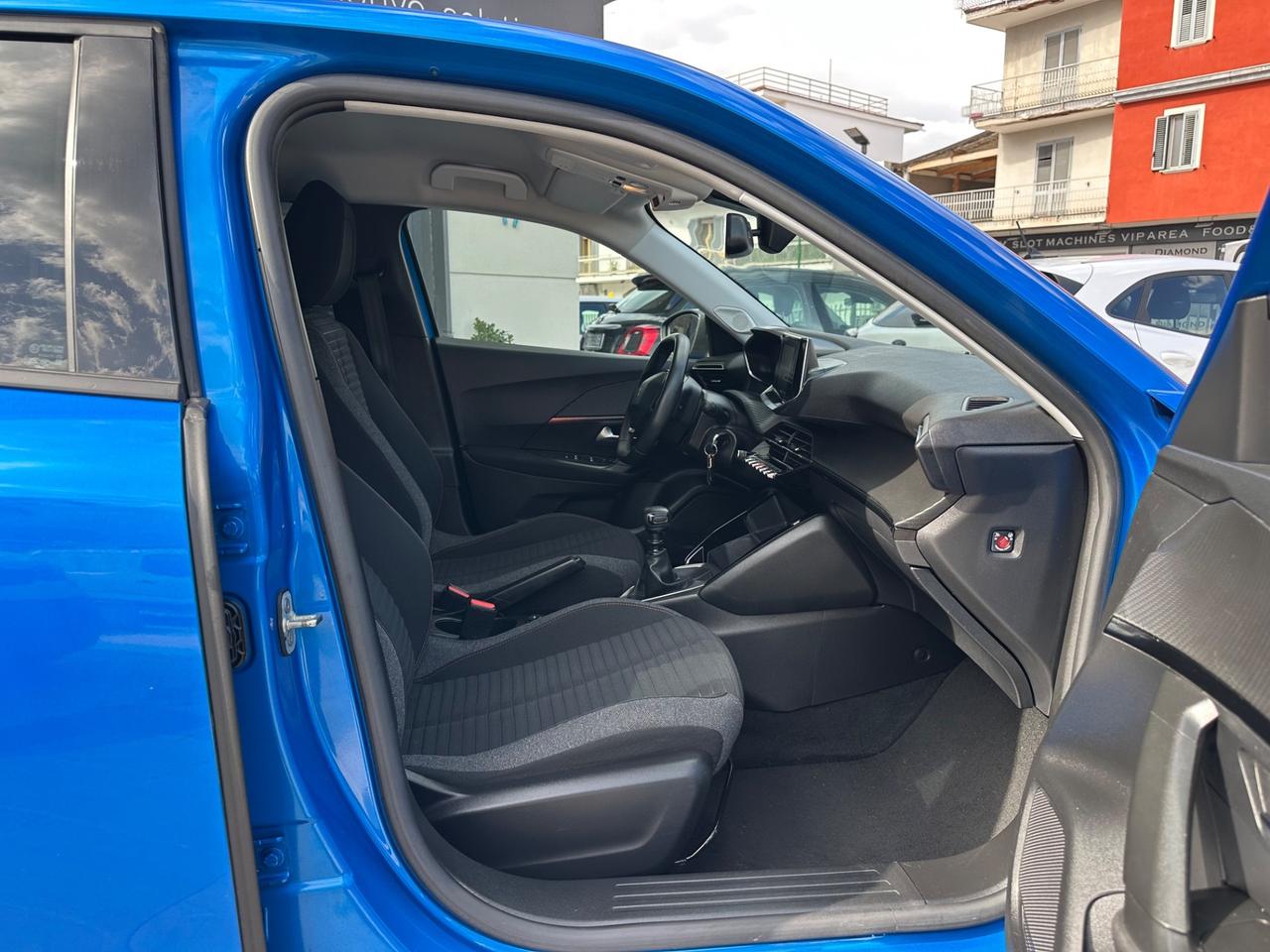 Peugeot 2008 PureTech 100 S&S Active