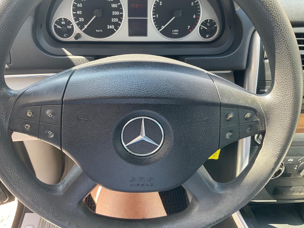 Mercedes-benz B 180 BlueEFFICIENCY Executive