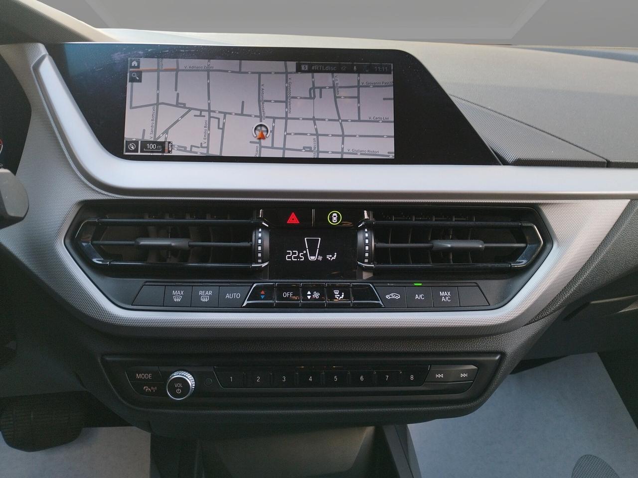 BMW 116 d Serie 1 F40 Sport auto NEOPATENTATI *IVA ESPOSTA*