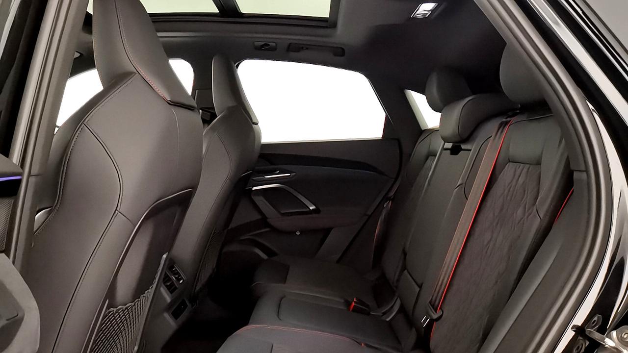 AUDI Q5 II 2025 Sportback - Q5 Sportback 2.0 tdi mhev+ S line edition quattro 204cv s-tronic