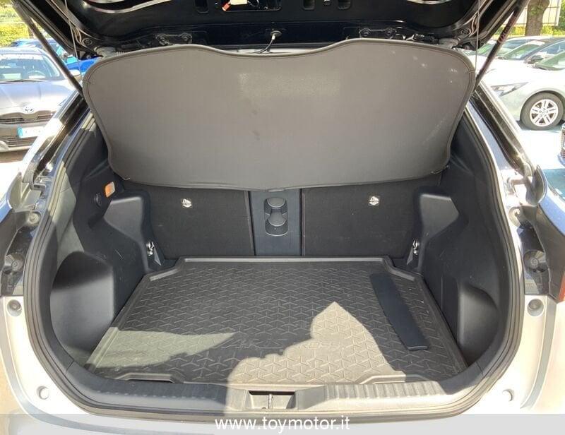 Toyota Yaris Cross 1.5 Hybrid 5p. E-CVT AWD-i Adventure