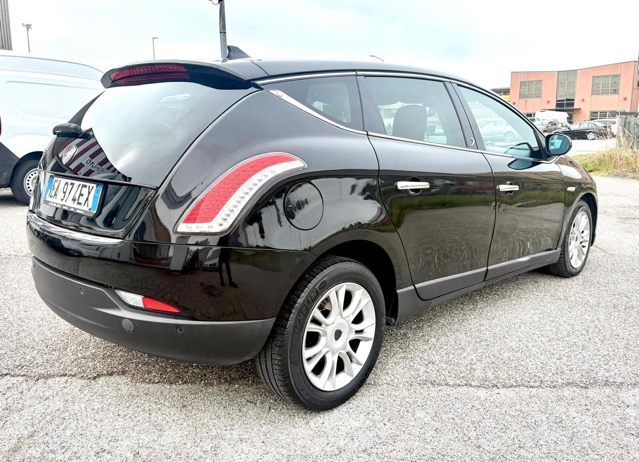 Lancia Delta 1.6 MJT DPF Selectronic Argento