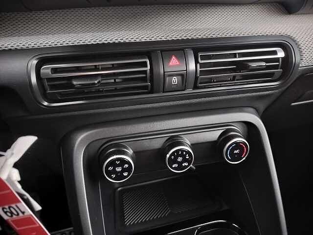 Citroen C3 Hybrid 110 e-DCS6 Plus *KM Ø*