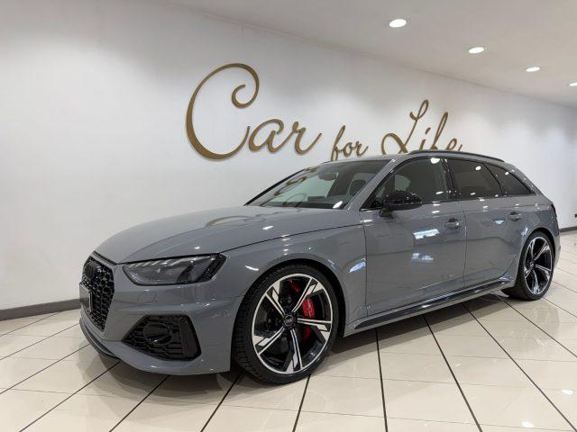 AUDI RS4 TFSI Avant Full Optionals