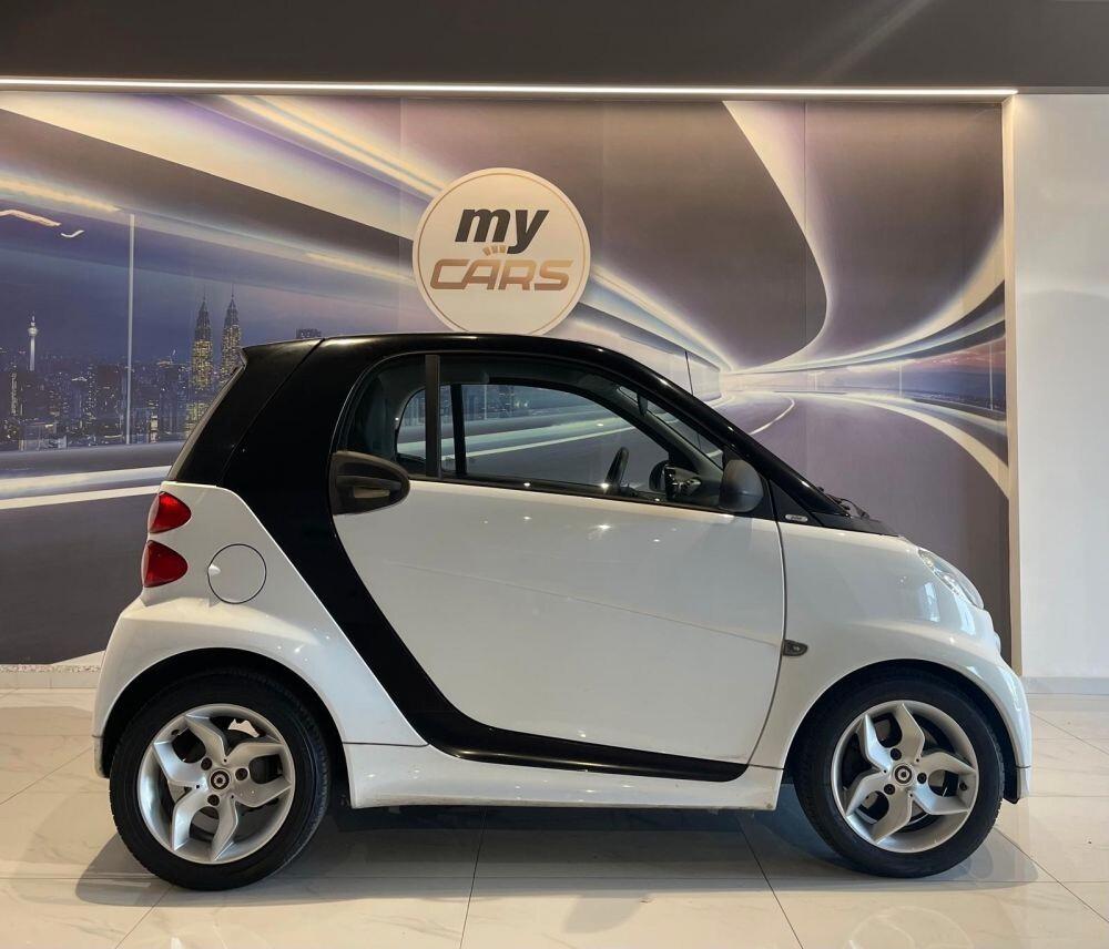 Smart ForTwo 1000 52 kW MHD coupé passion