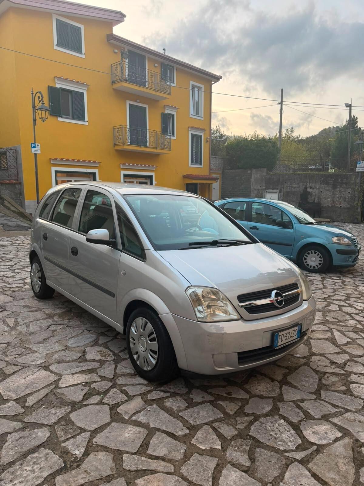 Opel Meriva 1.7 CDTI 101CV Cosmo