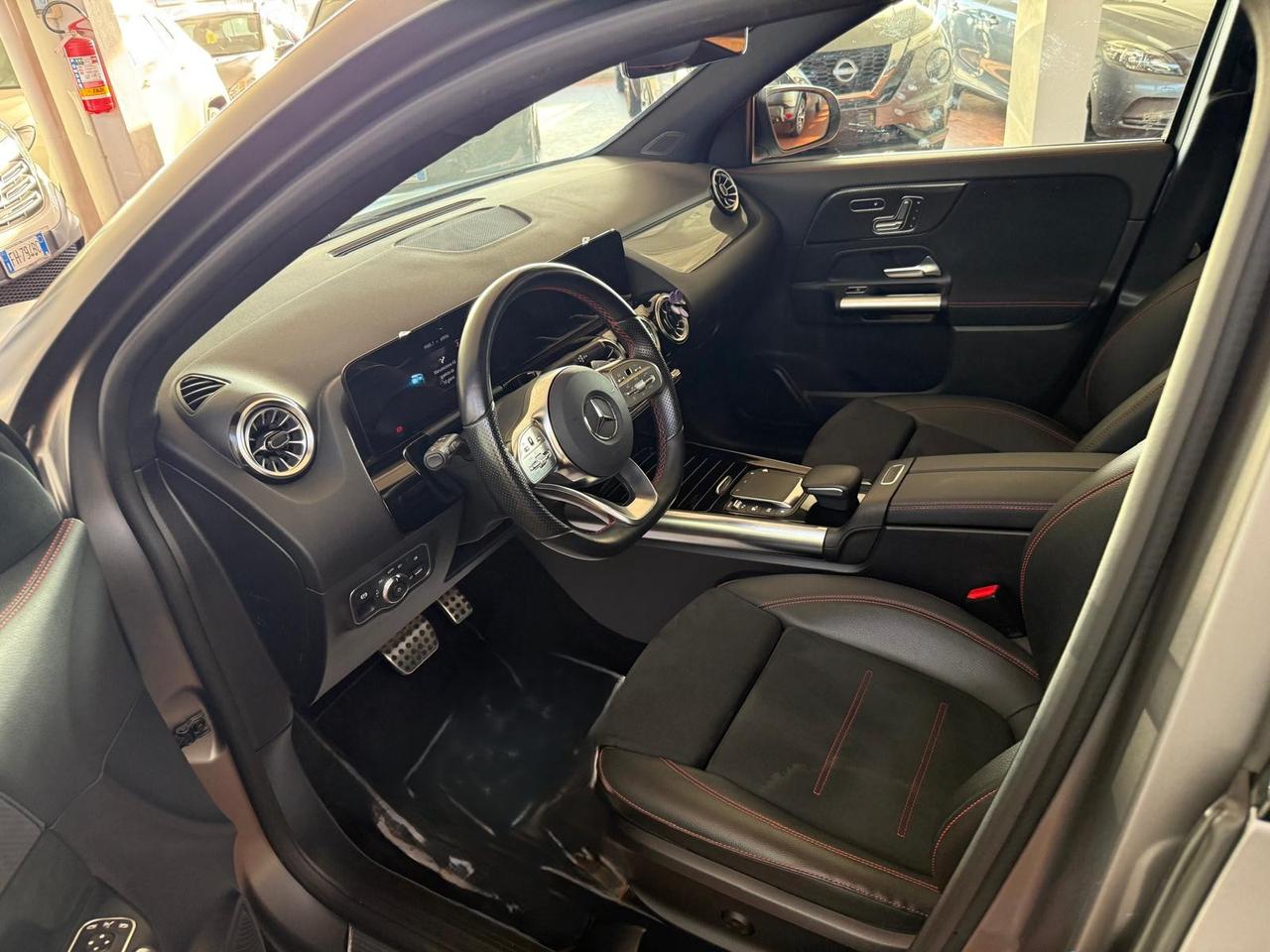 Mercedes-Benz GLA 200 d premium auto