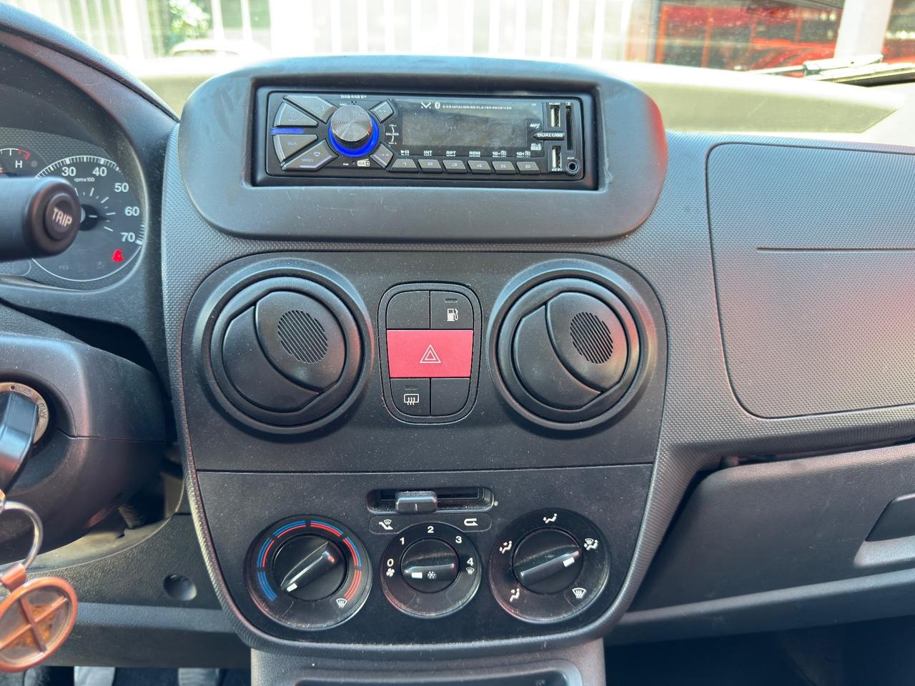 Fiat Qubo 1.4 ADATTO A NEOPATENTATI 8V 77 CV Natural Power