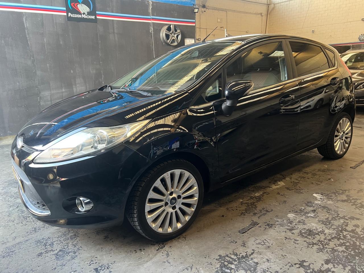 Ford Fiesta 1.4 5 porte Bz.- GPL Titanium