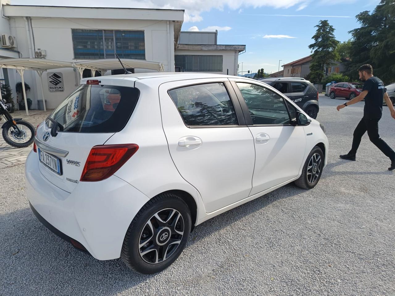 Toyota Yaris 1.5 GPL HYBRID A/T FINANZIABILE *