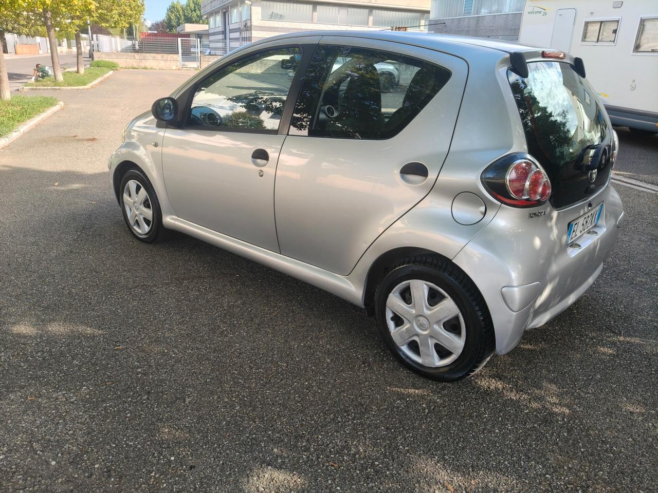 Toyota Aygo 1.0 5 porte 2012 SOLO 45.000 KM