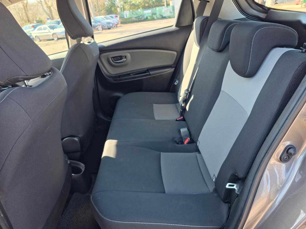 Toyota Yaris 1.5 Hybrid 5 porte Business 2018-E6 Automatico NEO