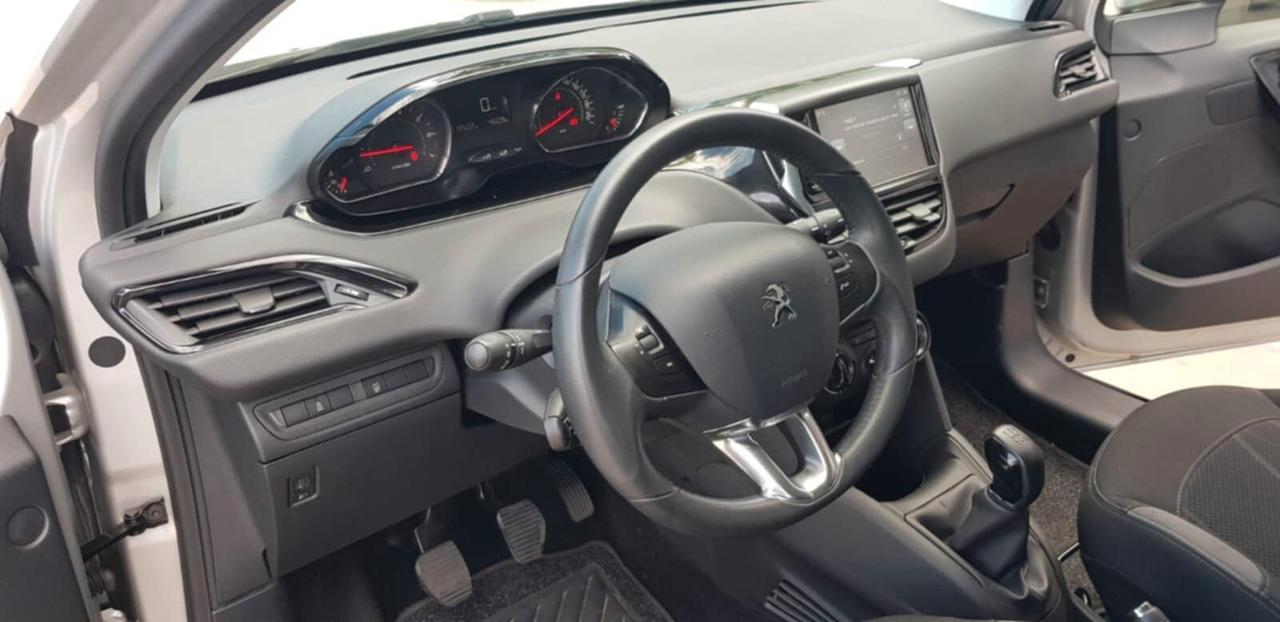 Peugeot 208 1.2 Benzina 82cv Allure
