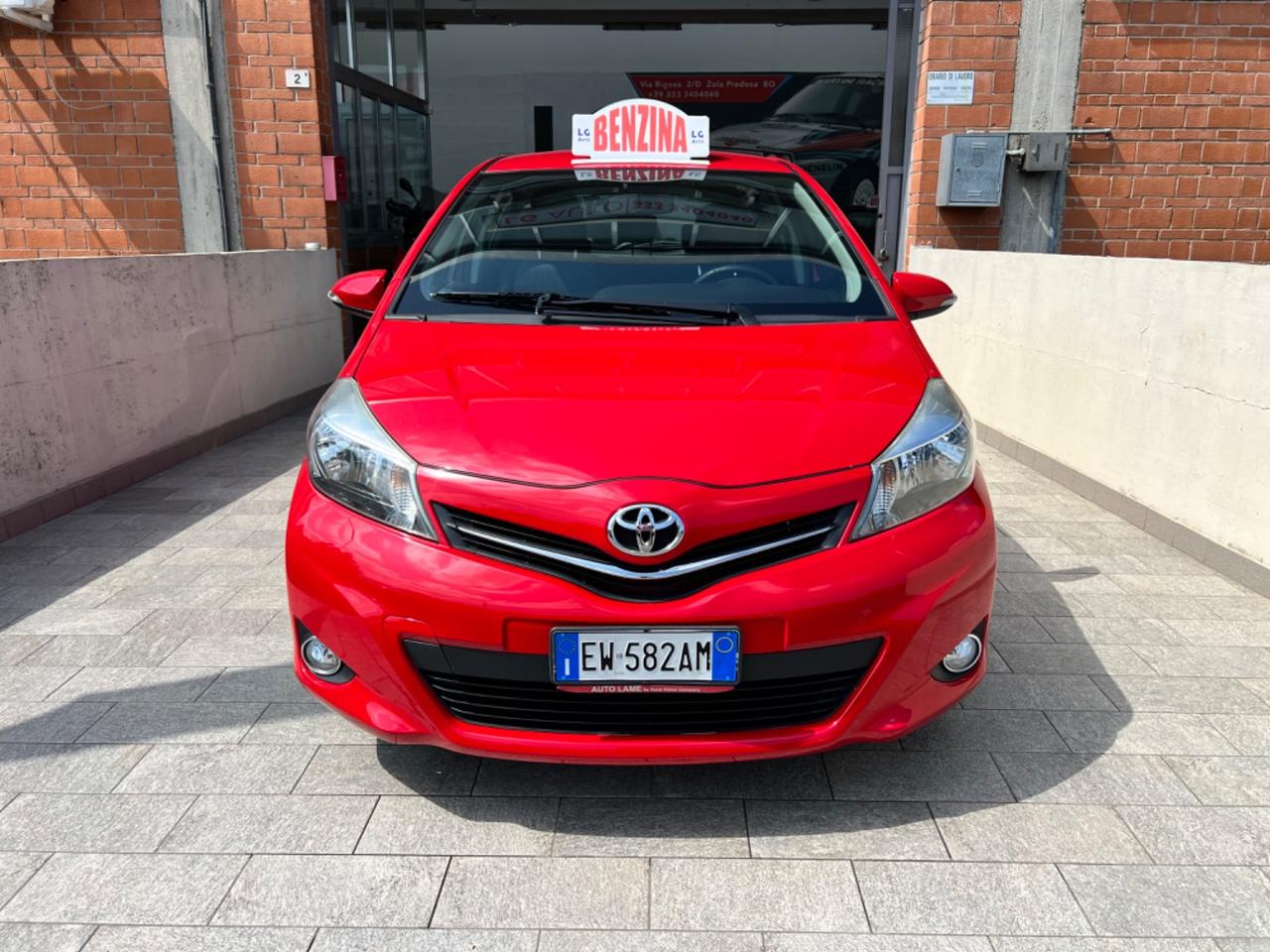 Toyota Yaris 1.0 5 porte Lounge. NEOPATENTATO