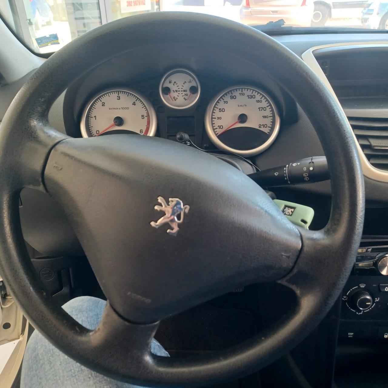 170188KM PEUGEOT 207 1.4 HDI NEOPATENTATI PERFETTA