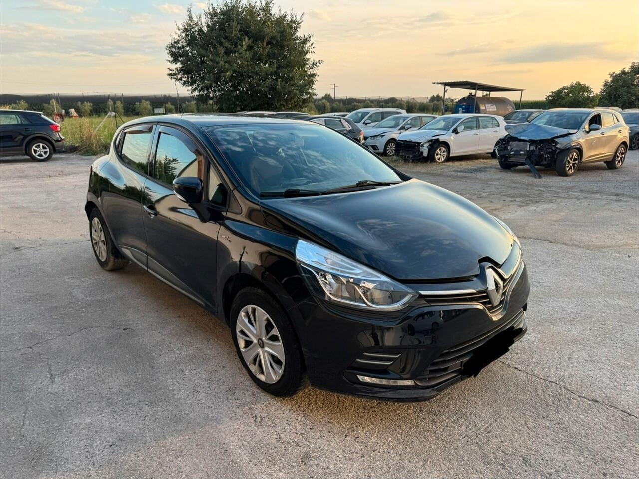 Renault Clio 1.5 dci 75cv my18 ALLUVIONATA