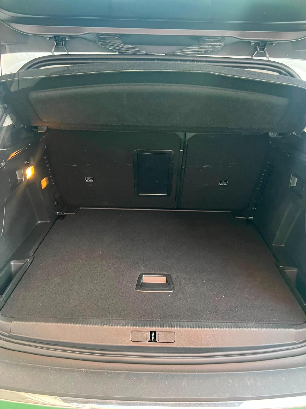Peugeot 3008 BlueHDi 130 S&S EAT8 Allure